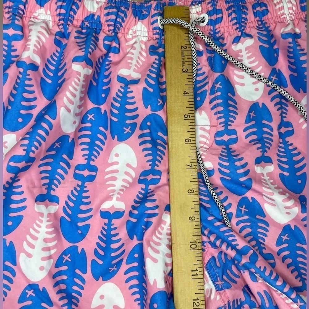 Maamgic Men’s Lined Swim Shorts Size Medium
